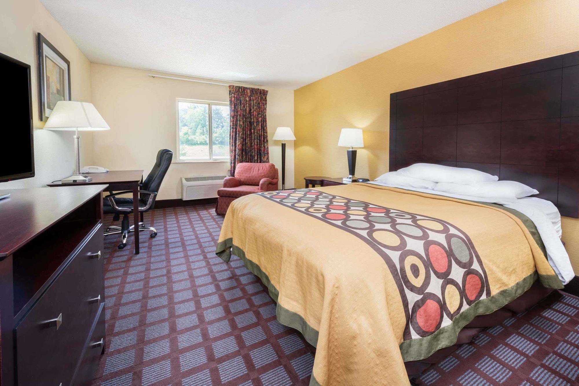 Super 8 By Wyndham Bloomington University Area Exterior photo